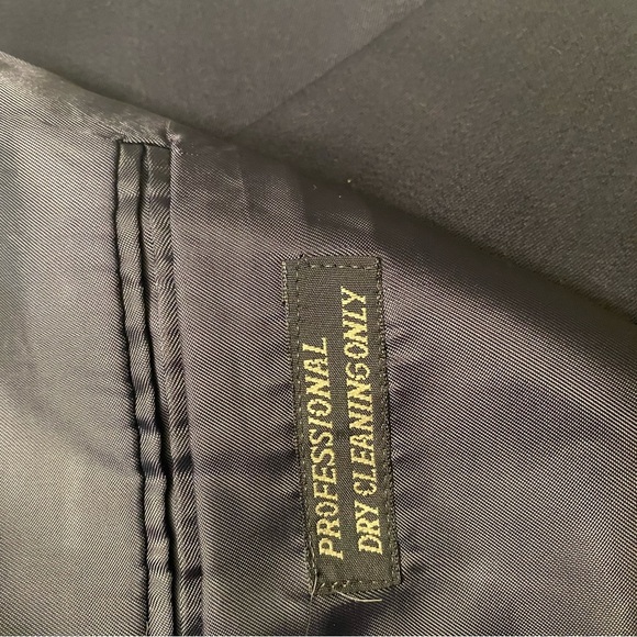 Albert Nipon Suit Mens 46R Navy 3 Button Wool Color Black - Picture 7 of 14